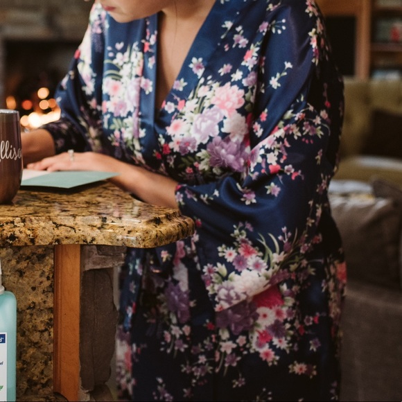 Satin Robe - Picture 3 of 3